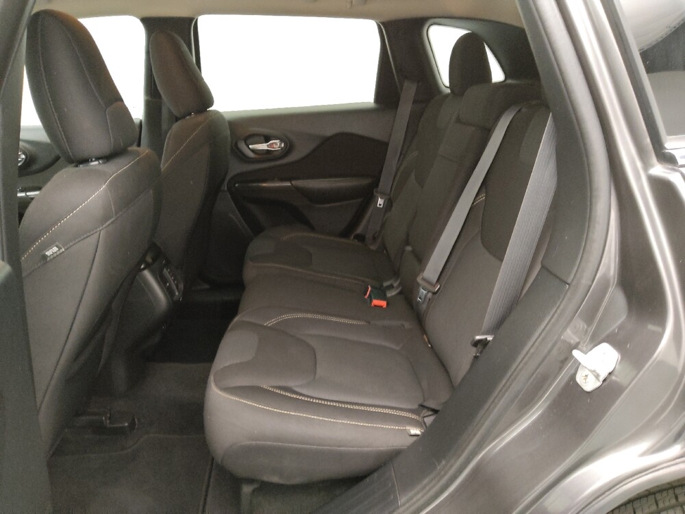 2015 Jeep Cherokee in Springfield, MO 65807 - 18141786 18