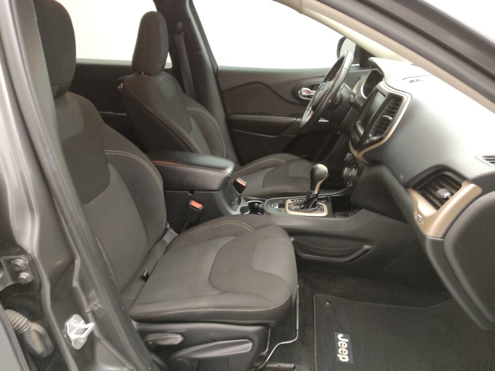 2015 Jeep Cherokee in Springfield, MO 65807 - 18141786 21