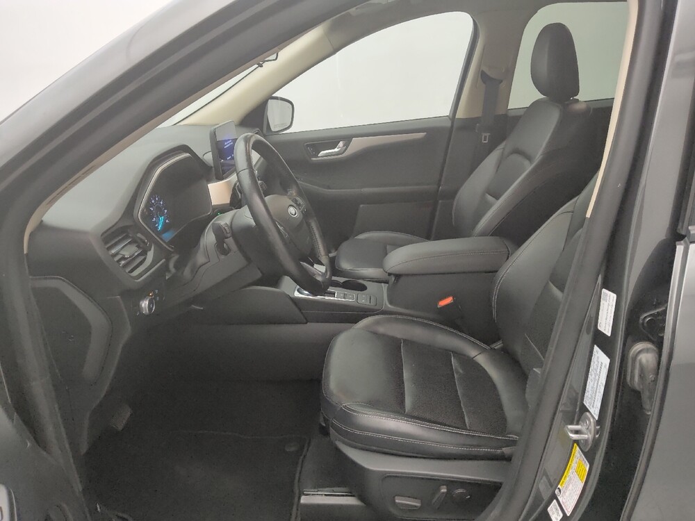 2020 Ford Escape in Springfield, MO 65807 - 18141787 17