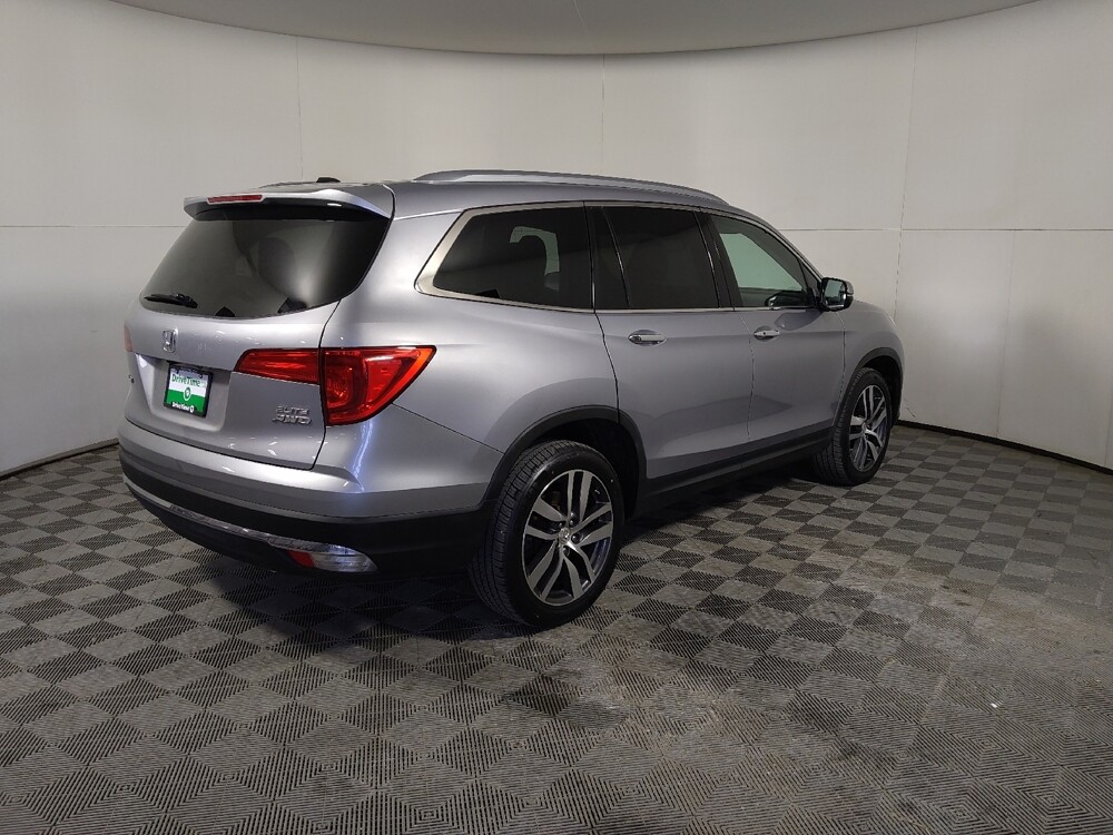 2018 Honda Pilot in Midlothian, IL 60445 - 18141793 10