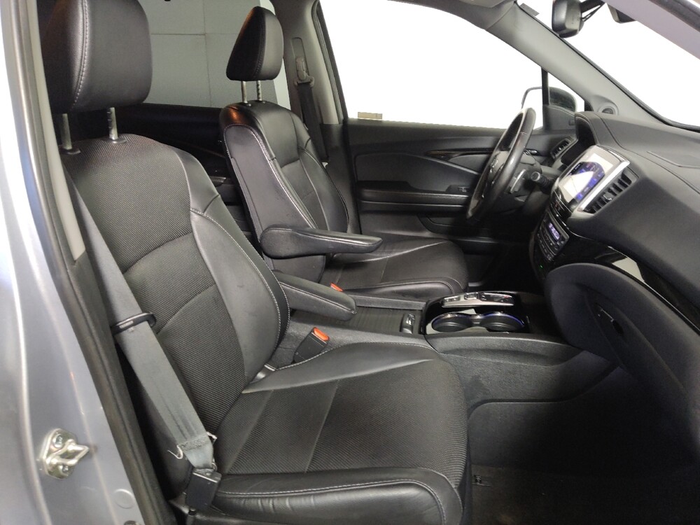 2018 Honda Pilot in Midlothian, IL 60445 - 18141793 21