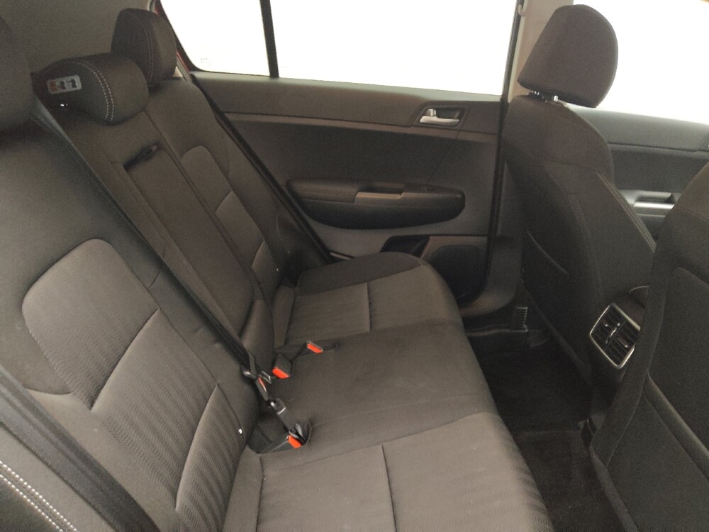 2019 Kia Sportage in Lombard, IL 60148 - 18141795 19