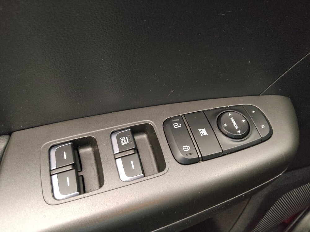2019 Kia Sportage in Lombard, IL 60148 - 18141795 27