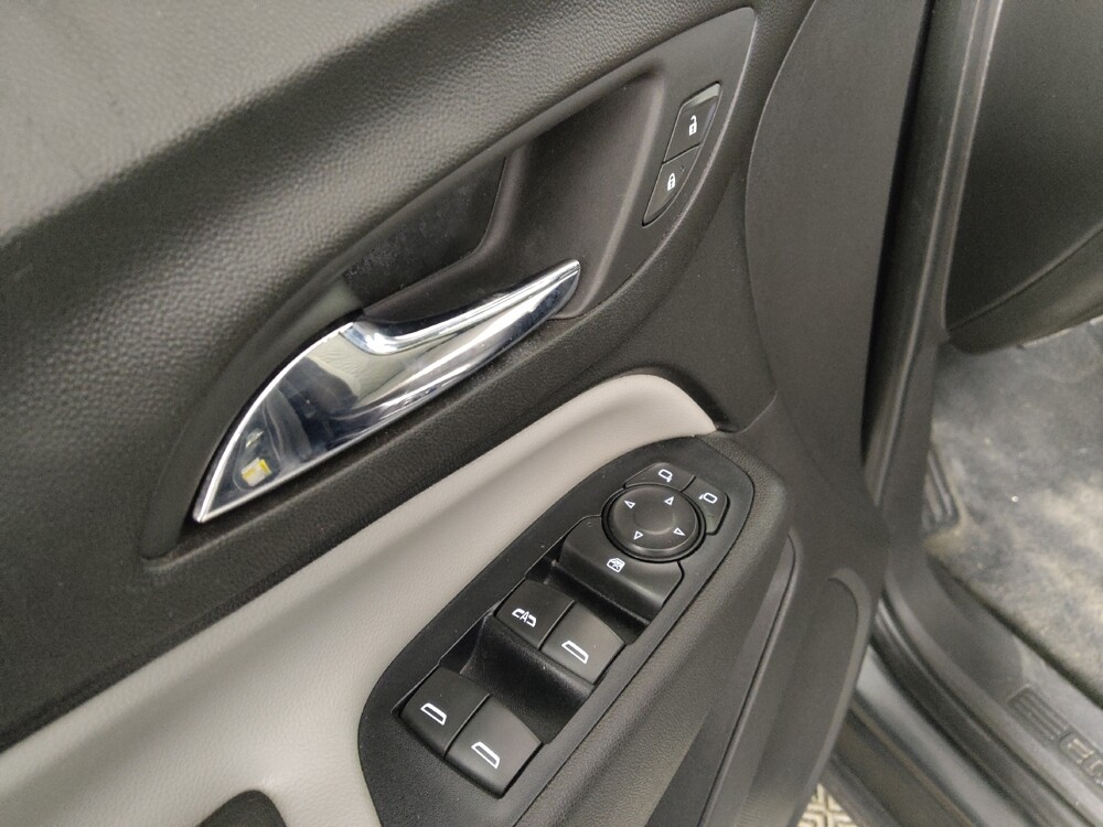 2020 Chevrolet Equinox in Midlothian, IL 60445 - 18141797 27