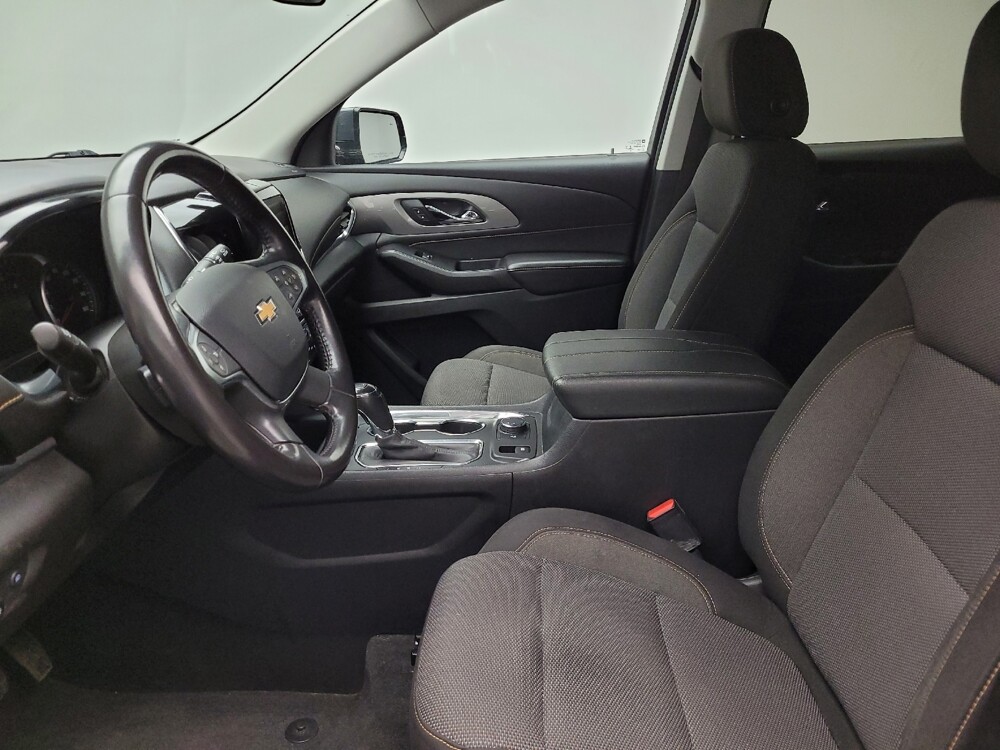 2020 Chevrolet Traverse in Eastpointe, MI 48021 - 18141801 17