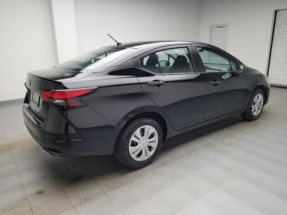 2025 Nissan Versa in Eastpointe, MI 48021 - 18141804 10