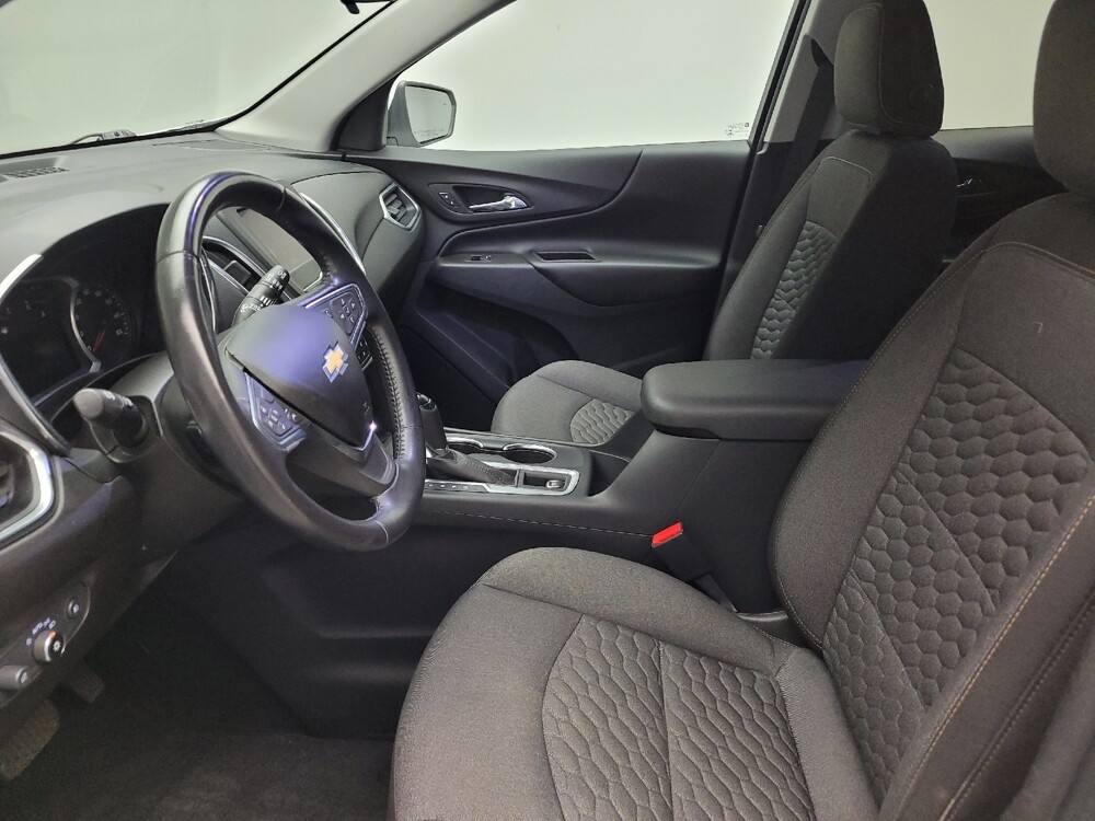 2020 Chevrolet Equinox in Eastpointe, MI 48021 - 18141806 17