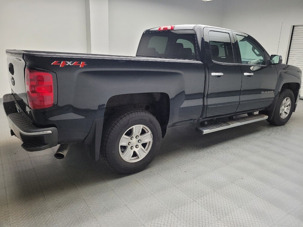 2018 Chevrolet Silverado 1500 in Taylor, MI 48180 - 18141807 10