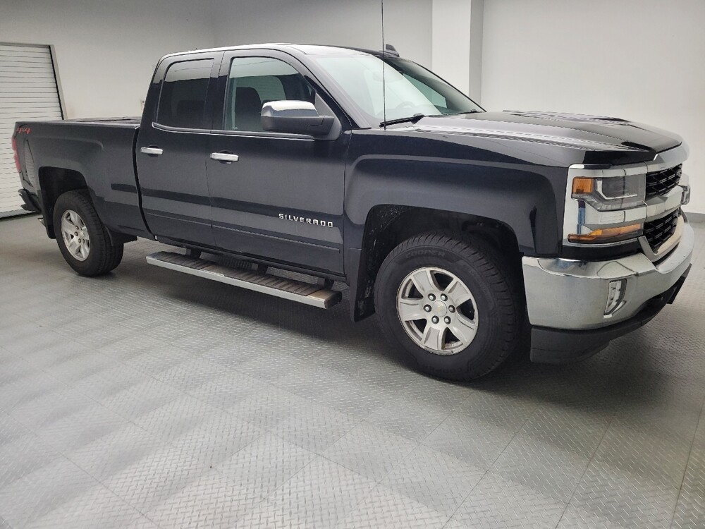 2018 Chevrolet Silverado 1500 in Taylor, MI 48180 - 18141807 11