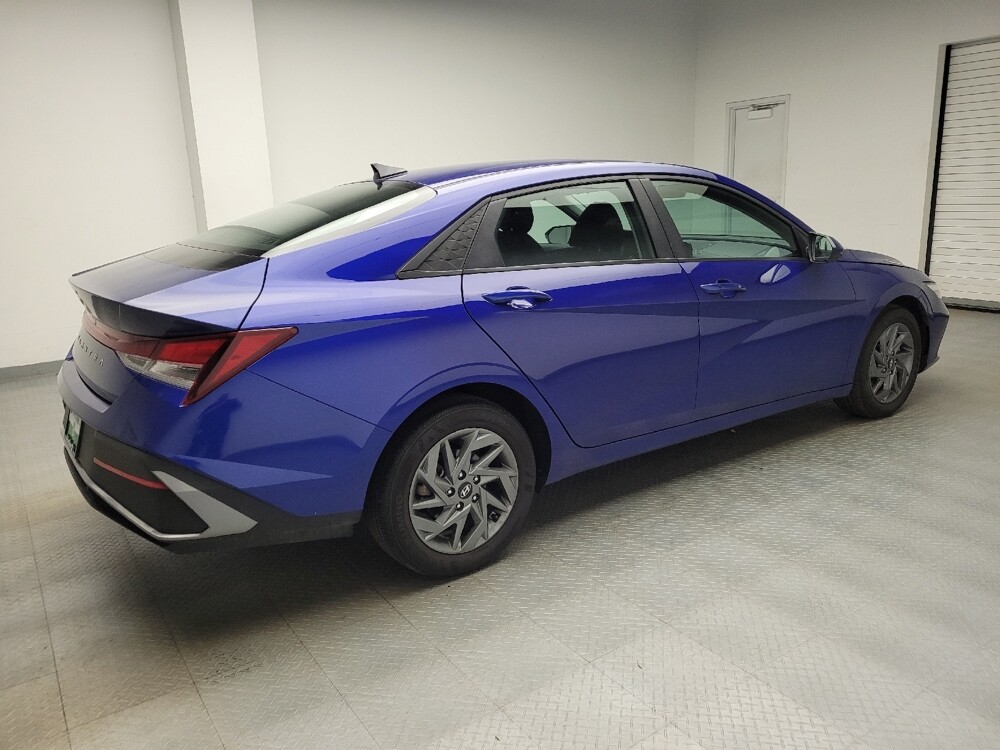 2024 Hyundai Elantra in Eastpointe, MI 48021 - 18141808 10
