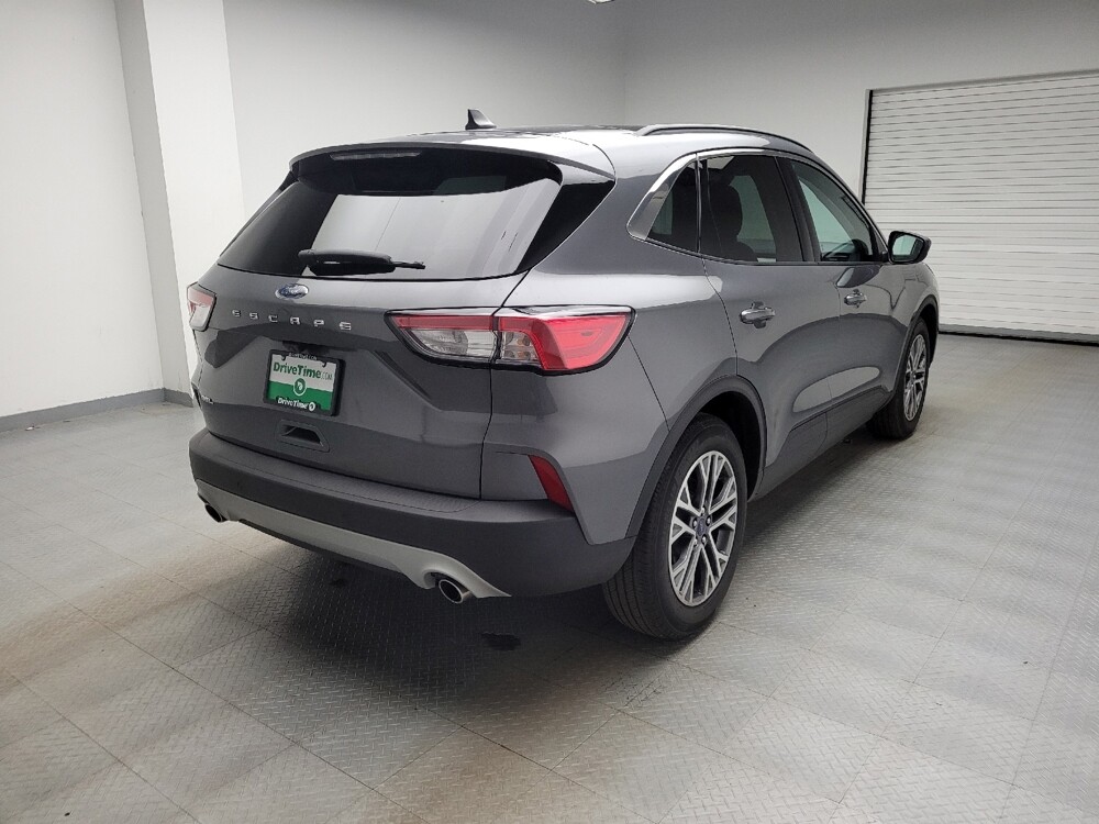 2022 Ford Escape in Eastpointe, MI 48021 - 18141812 9