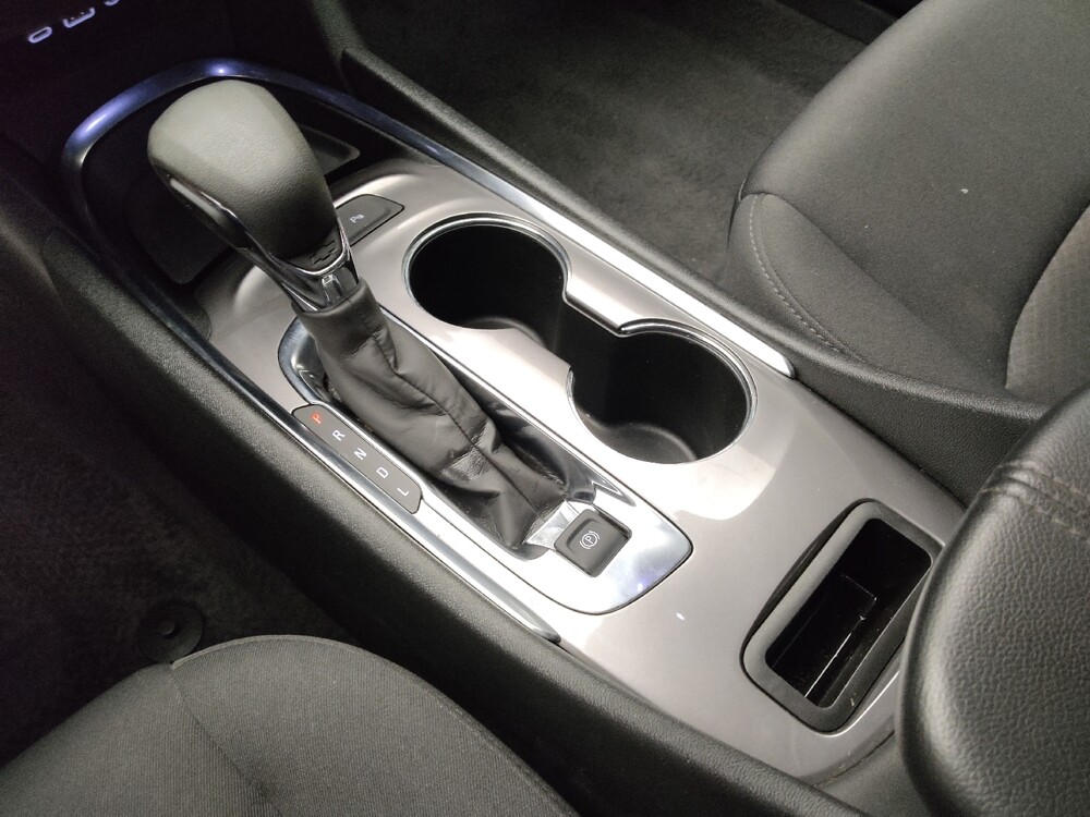 2025 Chevrolet Malibu in Taylor, MI 48180 - 18141824 26