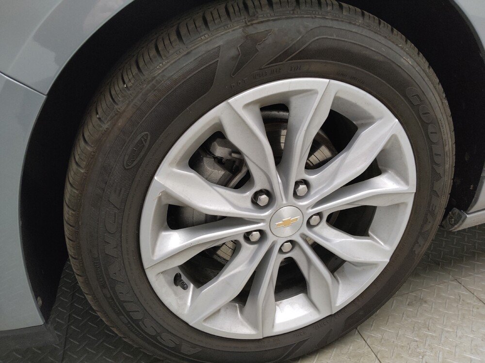 2025 Chevrolet Malibu in Taylor, MI 48180 - 18141824 31