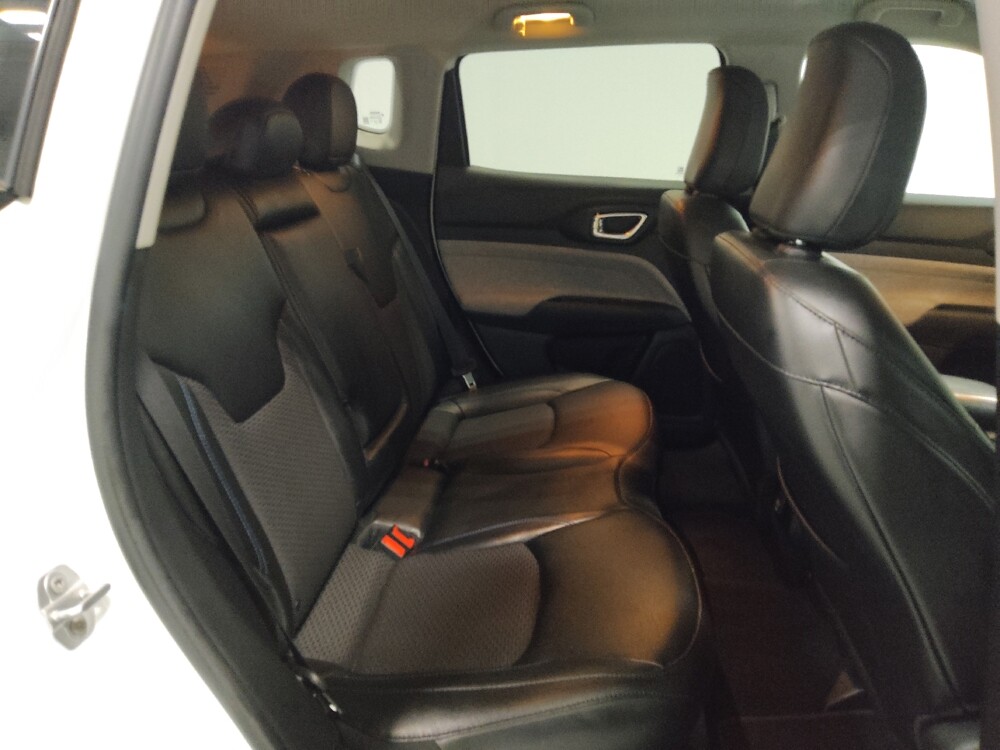 2022 Jeep Compass in Columbus, OH 43231 - 18141848 19