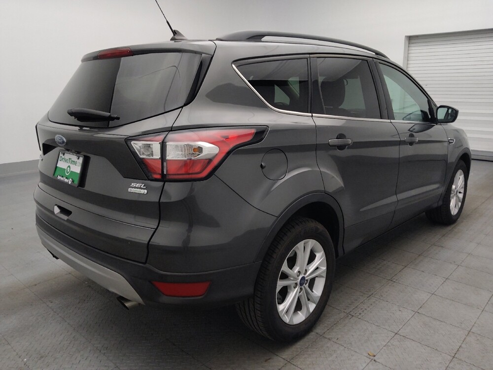 2018 Ford Escape in Jacksonville, FL 32210 - 18141851 9