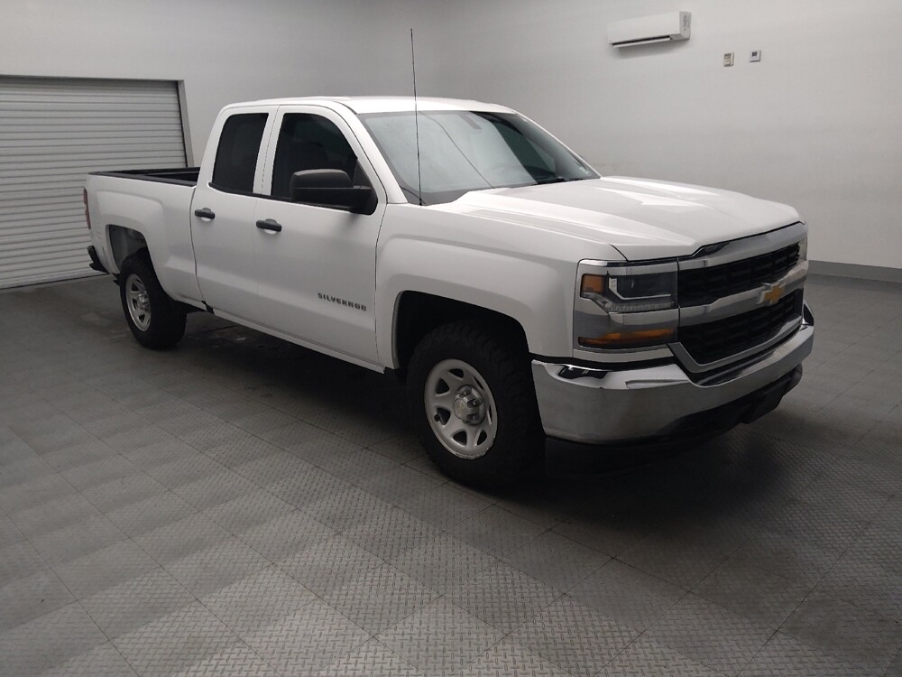 2019 Chevrolet Silverado 1500 in Lubbock, TX 79424 - 18141855 12