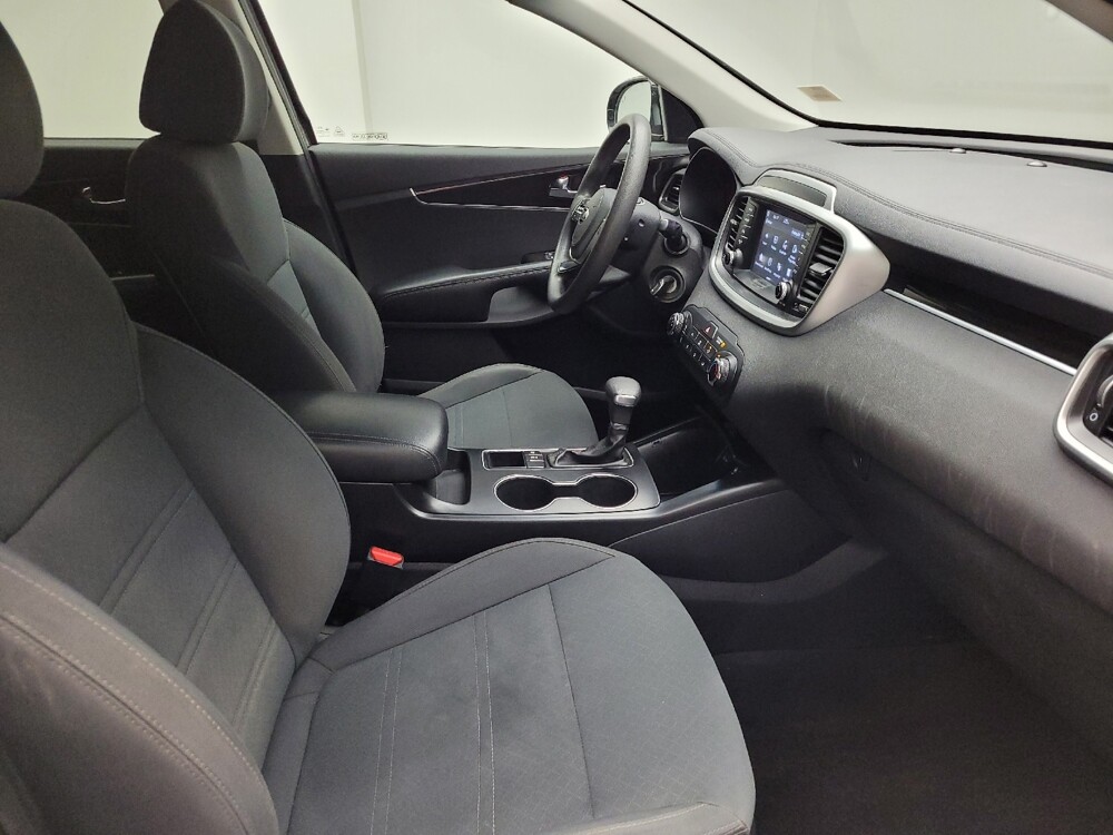 2019 Kia Sorento in Eastpointe, MI 48021 - 18141865 21