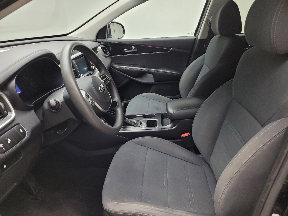 2019 Kia Sorento in Eastpointe, MI 48021 - 18141865 17