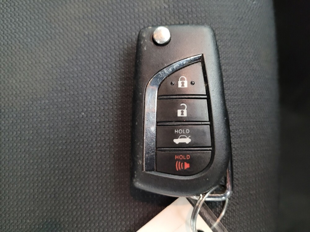 2022 Toyota Corolla in Columbus, OH 43228 - 18141869 32