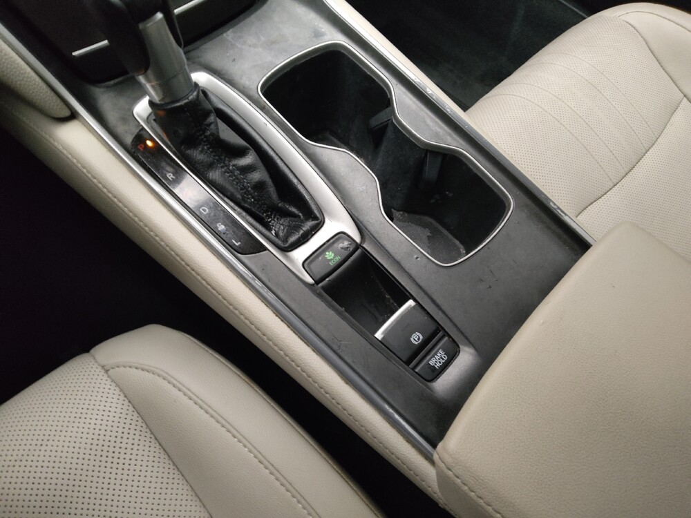 2020 Honda Accord in Union City, GA 30291 - 18141881 26