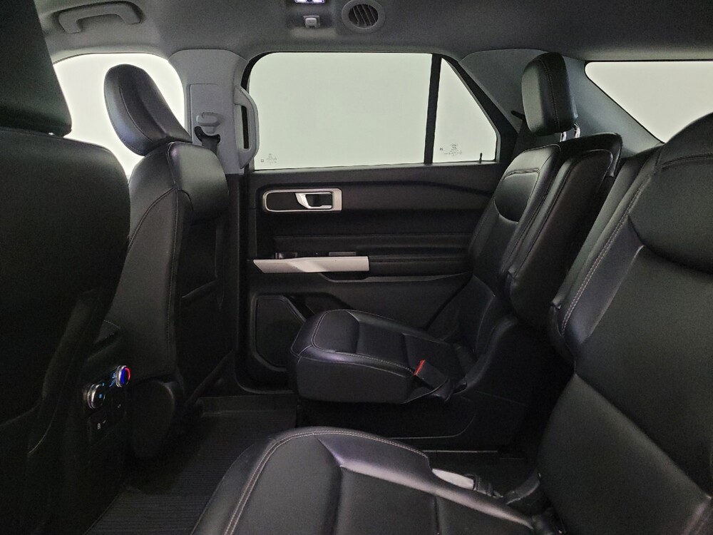 2022 Ford Explorer in Columbus, OH 43228 - 18141883 18