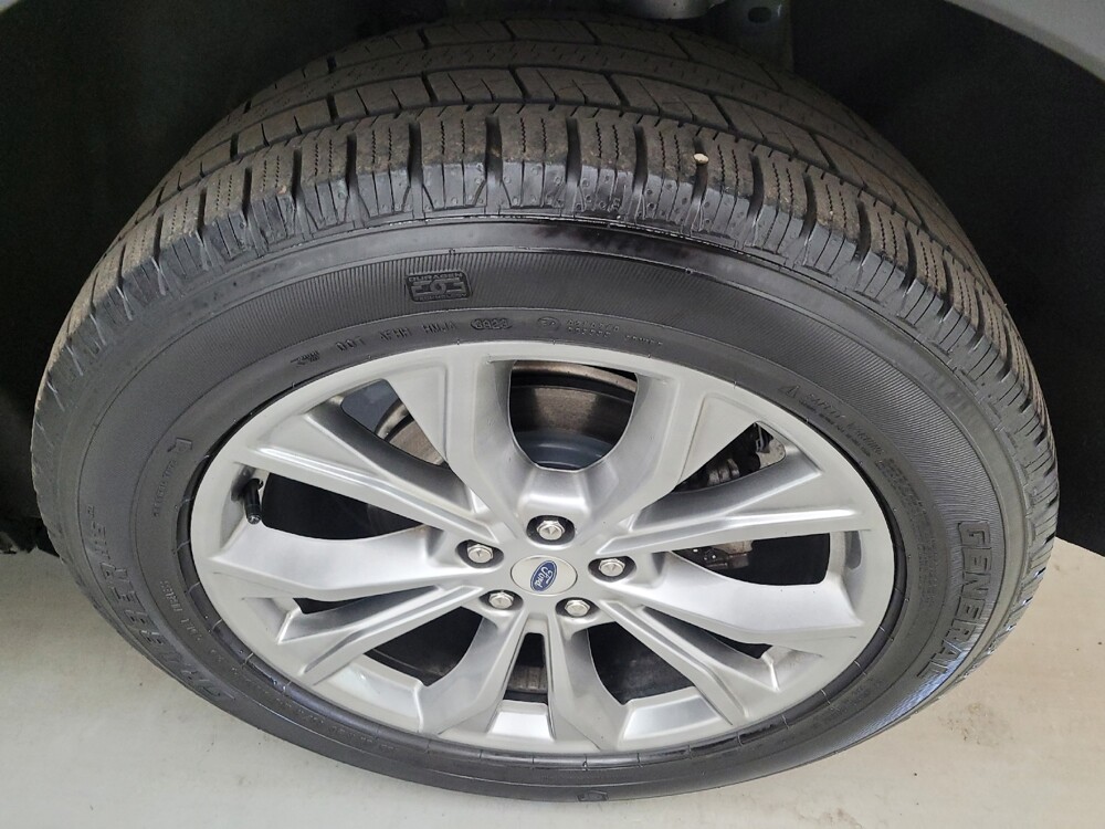 2022 Ford Explorer in Columbus, OH 43228 - 18141883 31