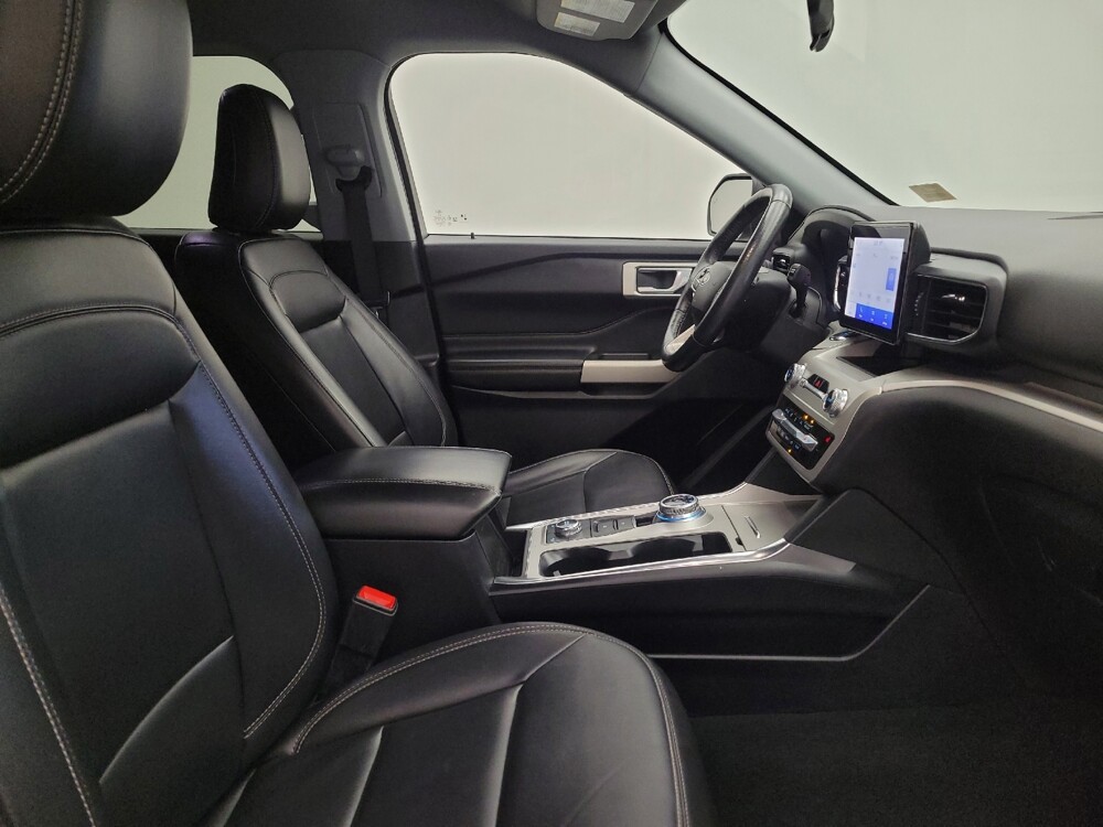 2022 Ford Explorer in Columbus, OH 43228 - 18141883 21