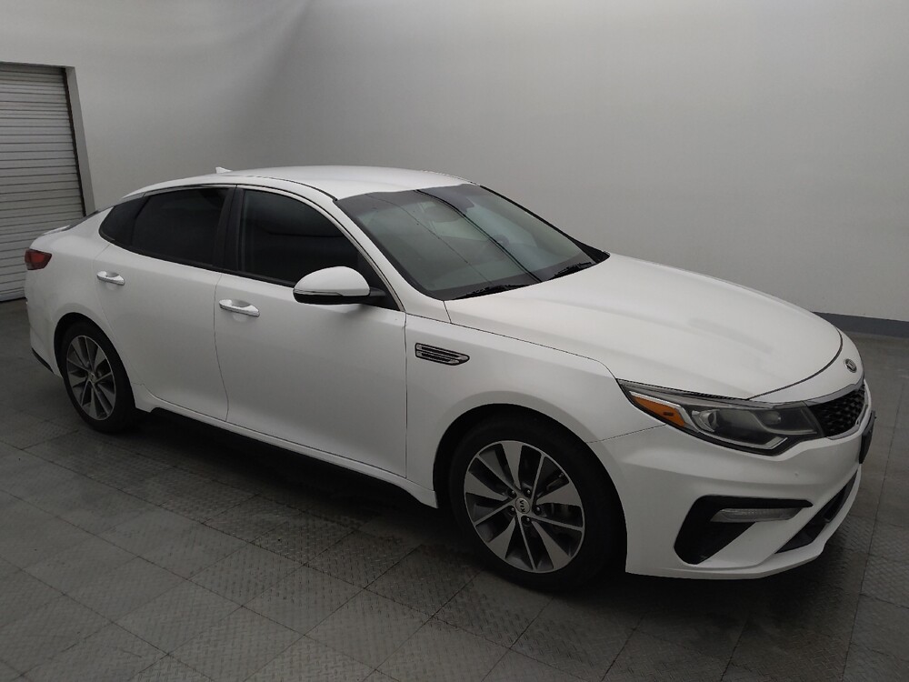 2019 Kia Optima in Houston, TX 77060 - 18141886 11
