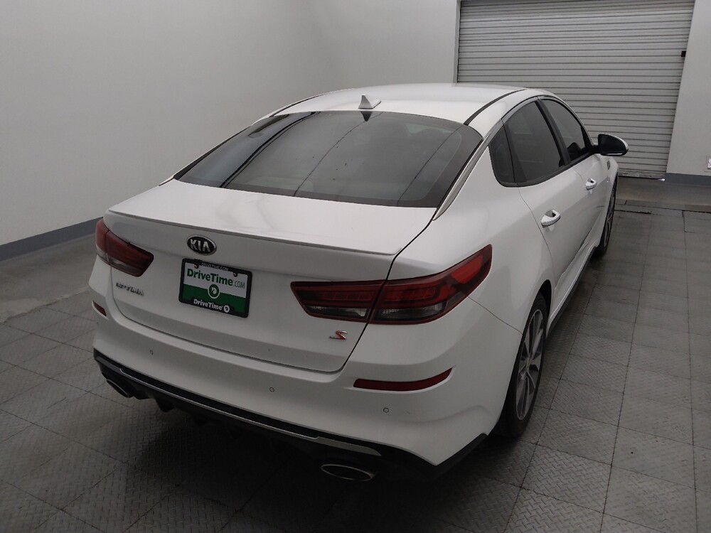 2019 Kia Optima in Houston, TX 77060 - 18141886 7