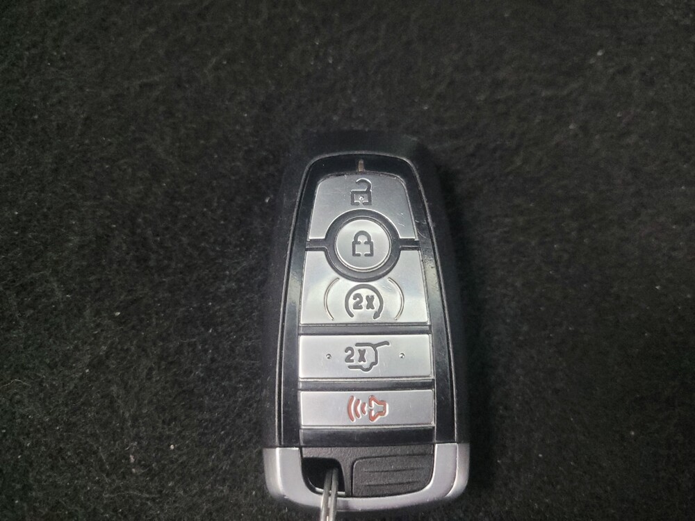 2021 Ford Explorer in Indianapolis, IN 46219 - 18141887 32