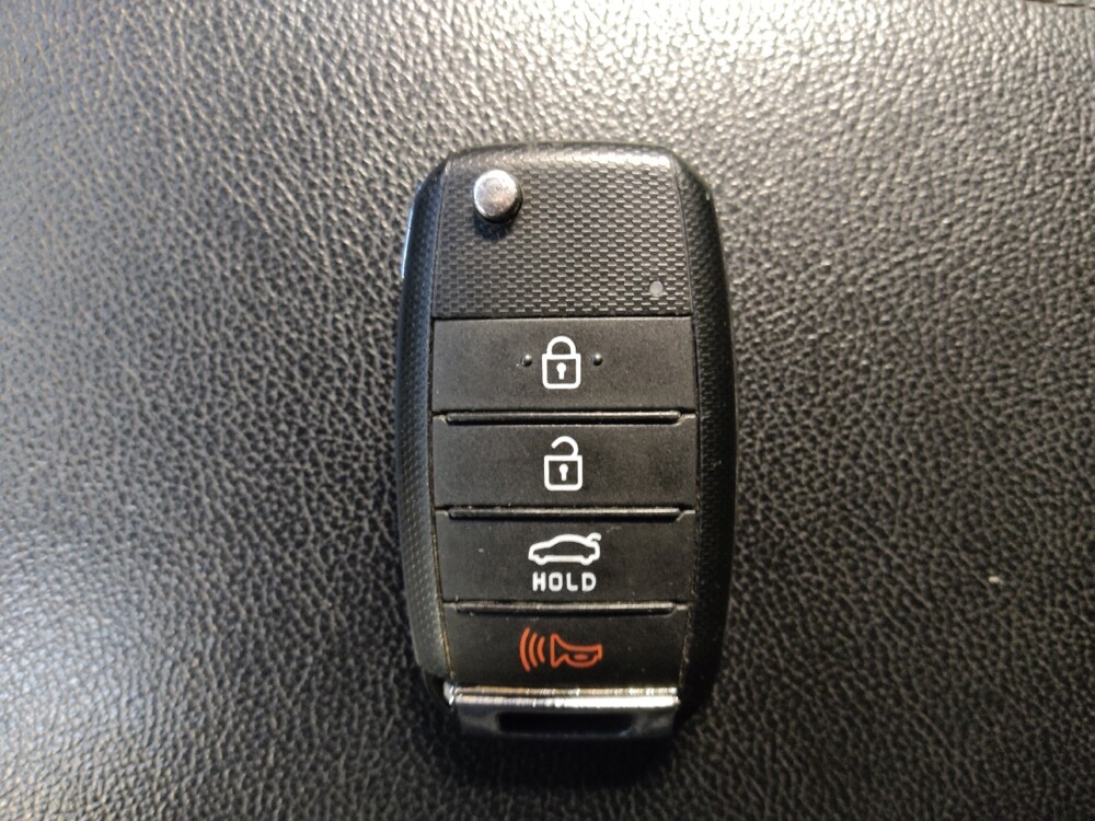 2020 Kia Optima in Salem, VA 24153 - 18141888 32