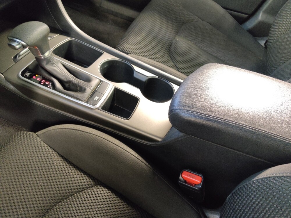 2020 Kia Optima in Salem, VA 24153 - 18141888 26