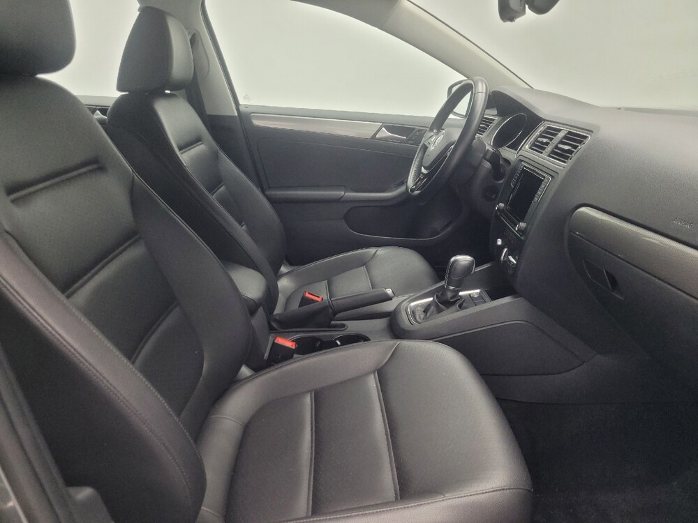 2018 Volkswagen Jetta in Indianapolis, IN 46219 - 18141889 21