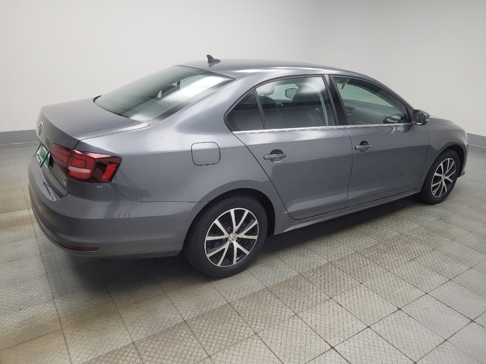 2018 Volkswagen Jetta in Indianapolis, IN 46219 - 18141889 10