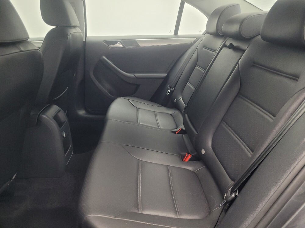 2018 Volkswagen Jetta in Indianapolis, IN 46219 - 18141889 18