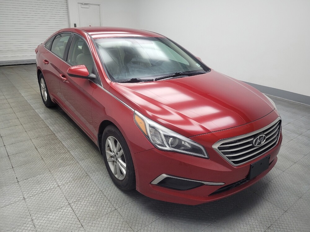 2017 Hyundai Sonata in Indianapolis, IN 46219 - 18141893 13