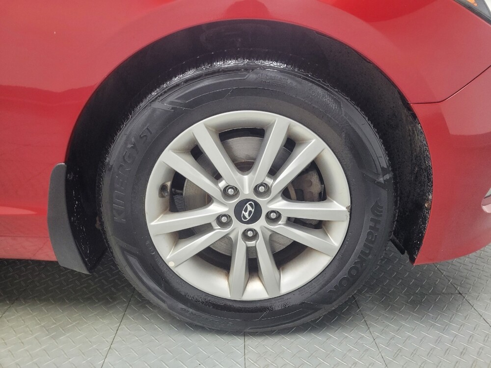 2017 Hyundai Sonata in Indianapolis, IN 46219 - 18141893 31