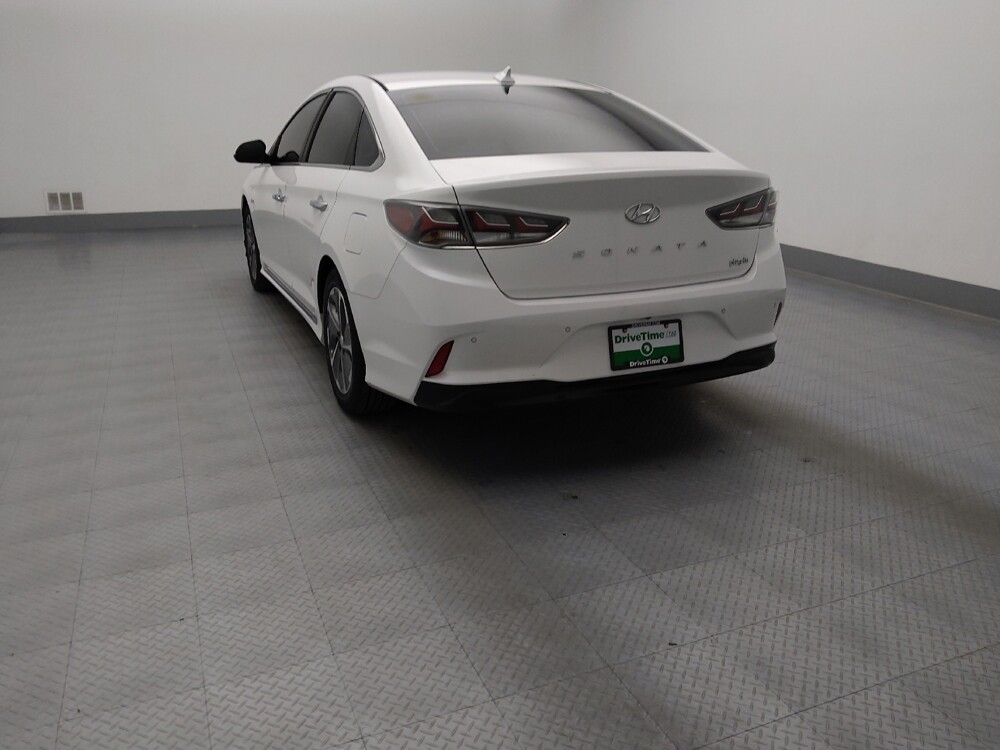 2019 Hyundai Sonata in Topeka, KS 66611 - 18141897 6