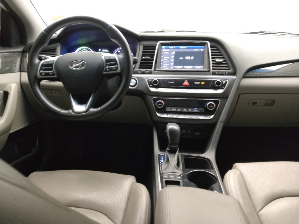 2019 Hyundai Sonata in Topeka, KS 66611 - 18141897 22