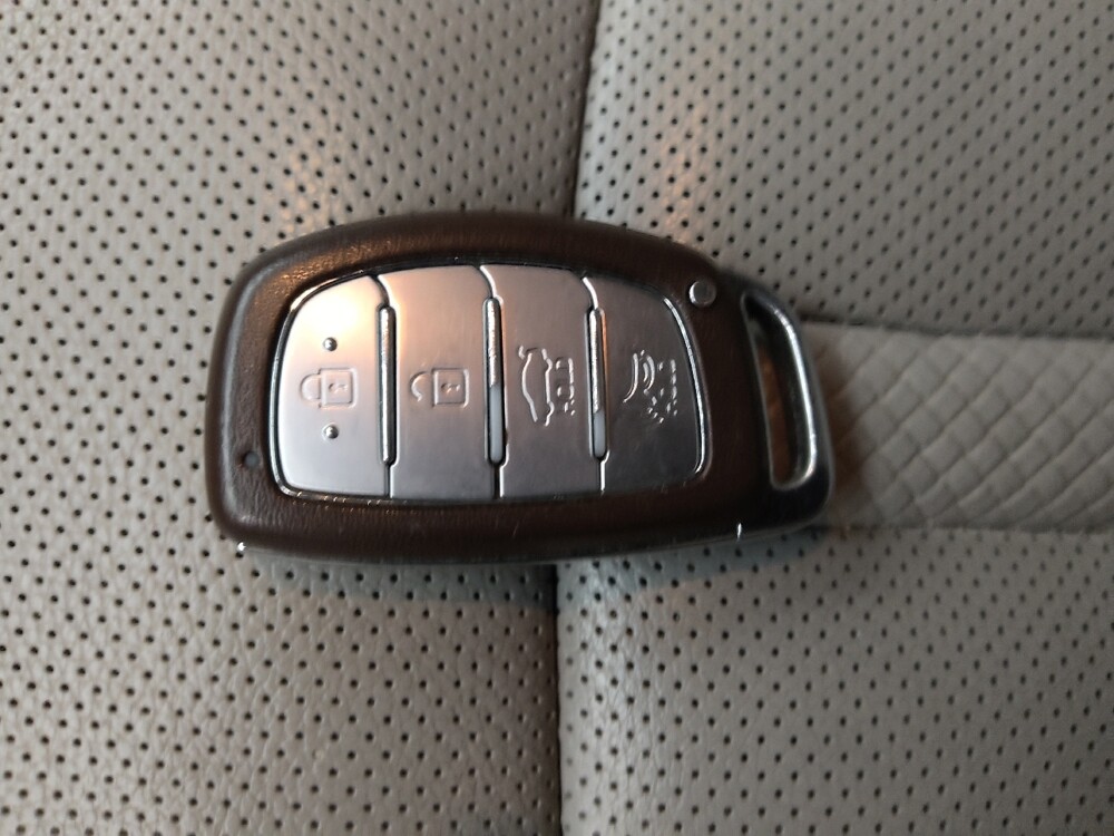 2019 Hyundai Sonata in Topeka, KS 66611 - 18141897 32
