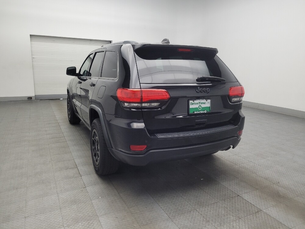 2016 Jeep Grand Cherokee in Union City, GA 30291 - 18141899 5