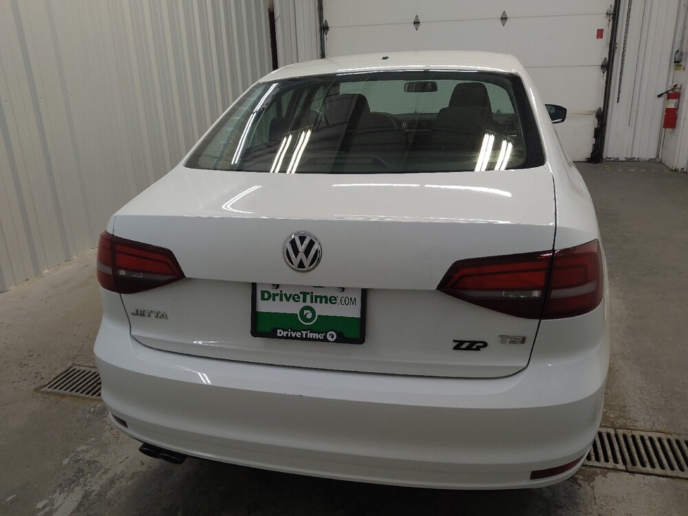 2017 Volkswagen Jetta in Cincinnati, OH 45255 - 18141910 7
