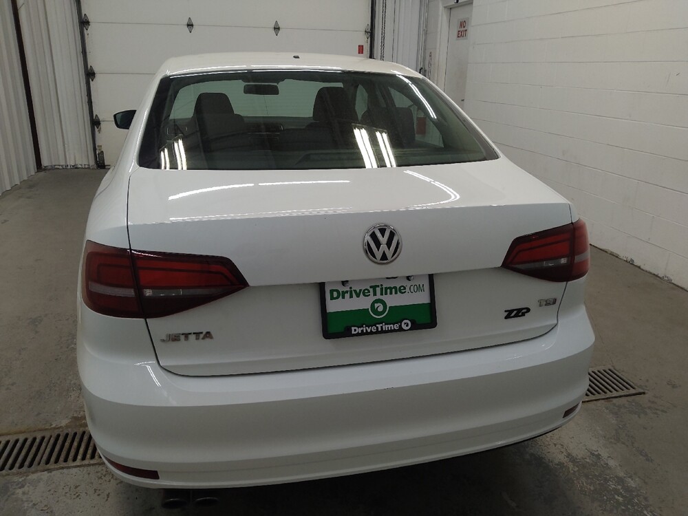 2017 Volkswagen Jetta in Cincinnati, OH 45255 - 18141910 6