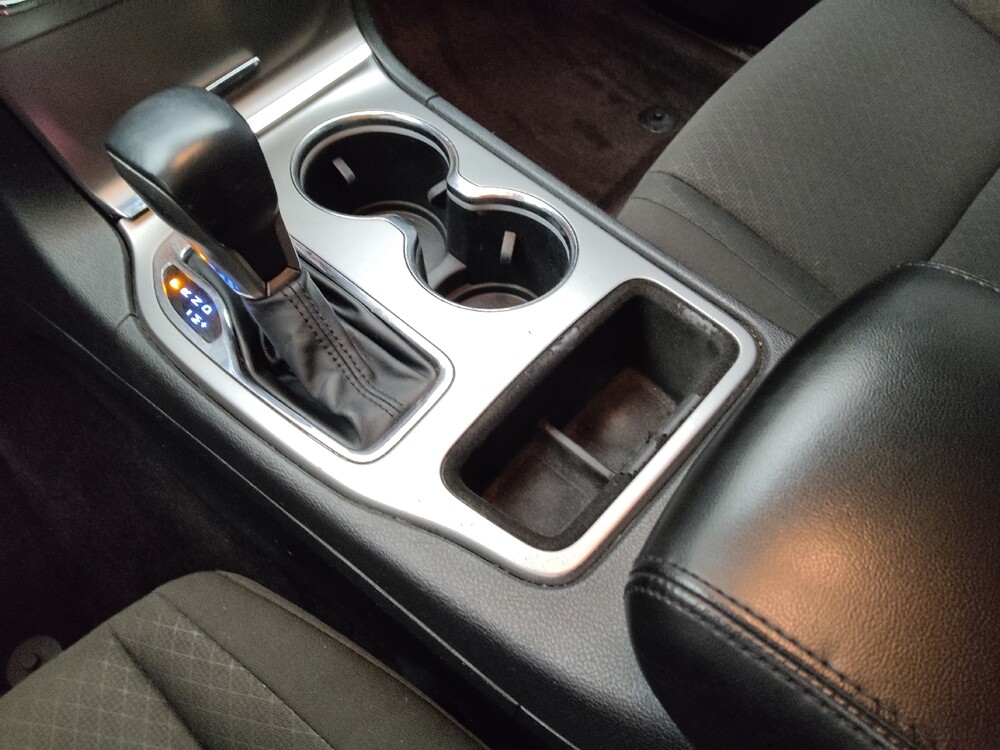2018 Jeep Grand Cherokee in Taylor, MI 48180 - 18141922 26