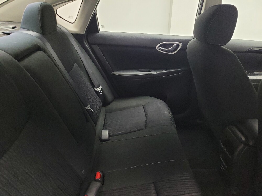 2019 Nissan Sentra in Taylor, MI 48180 - 18141923 19