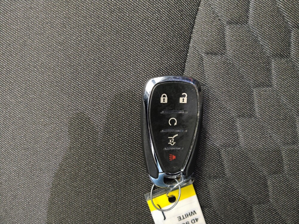 2020 Chevrolet Equinox in Lombard, IL 60148 - 18141925 32