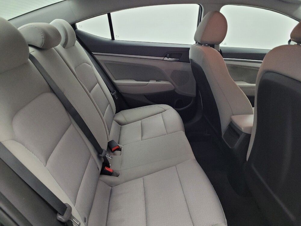 2018 Hyundai Elantra in Columbus, OH 43228 - 18141929 19