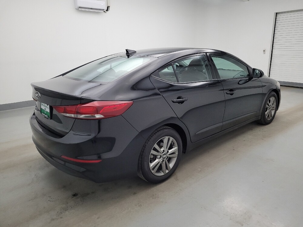 2018 Hyundai Elantra in Columbus, OH 43228 - 18141929 10