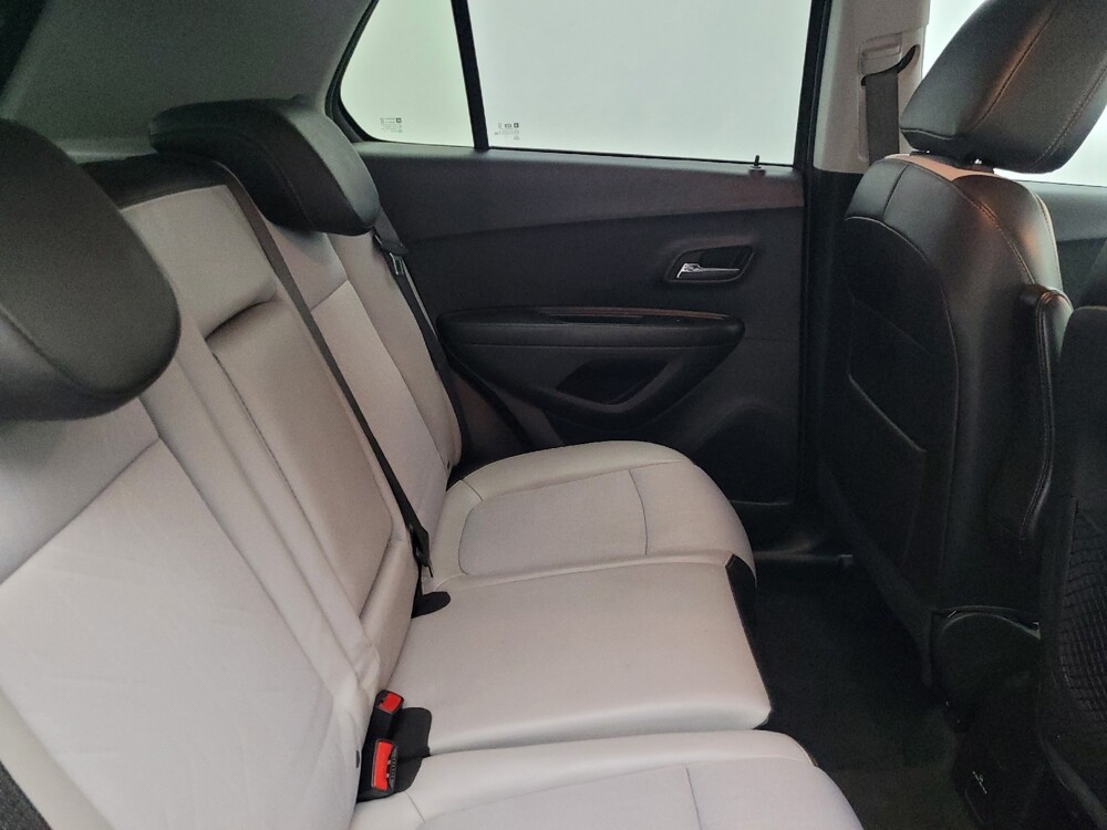 2021 Chevrolet Trax in Lauderdale Lakes, FL 33313 - 18141943 19
