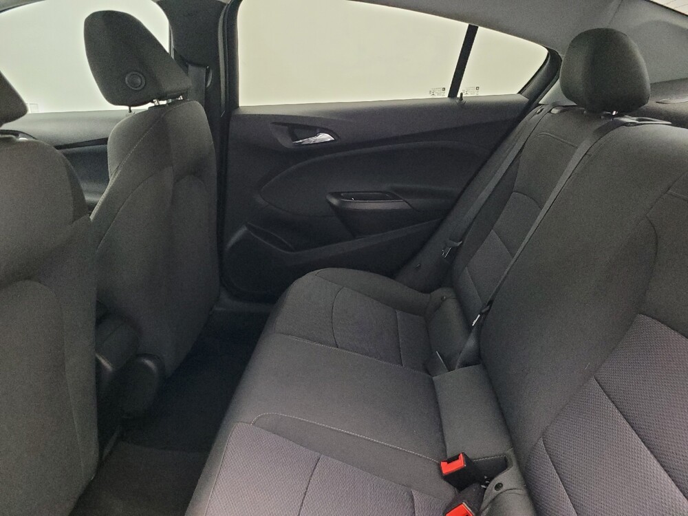 2019 Chevrolet Cruze in Sanford, FL 32773 - 18141945 18